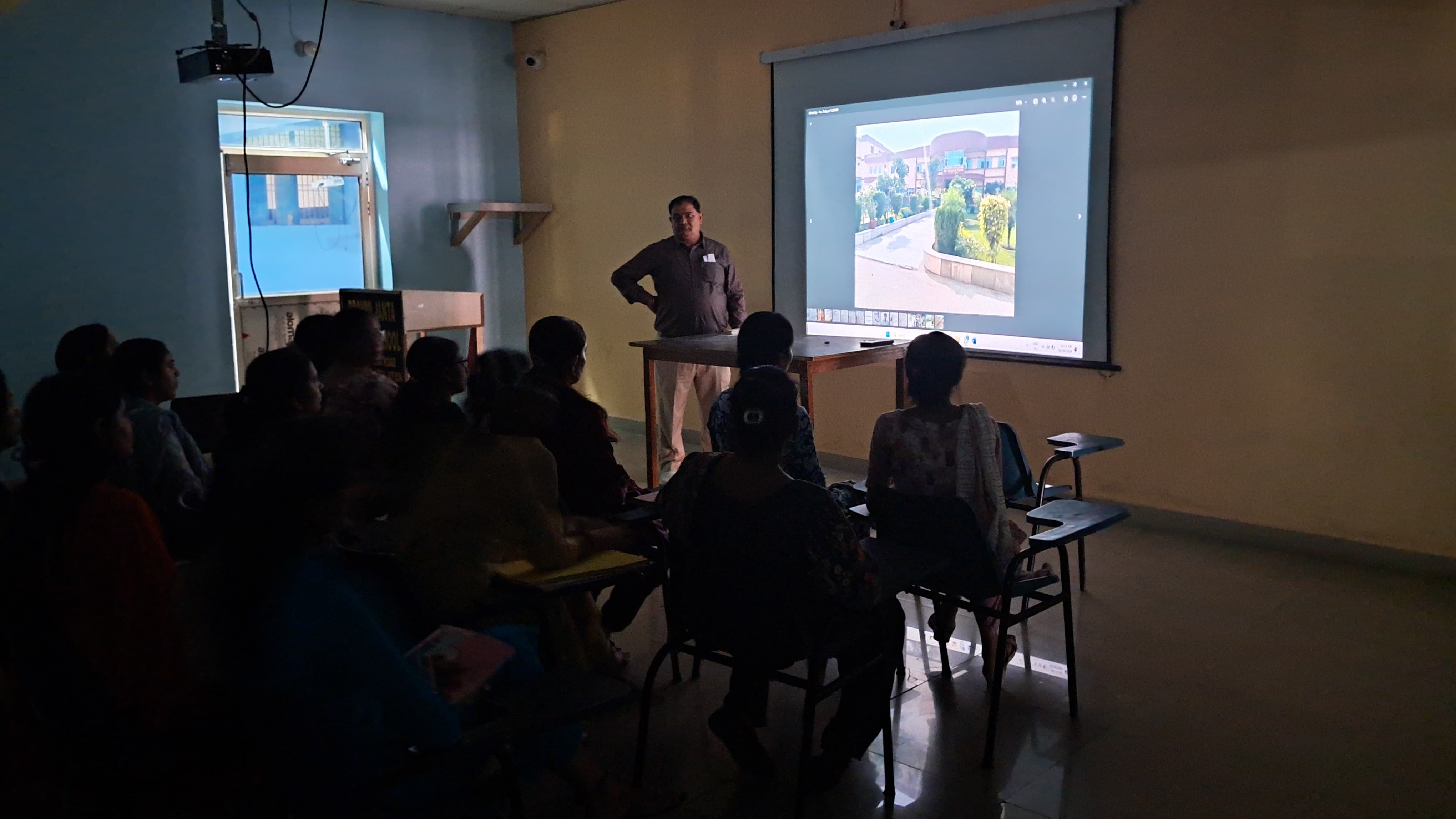Observation and model classrooms